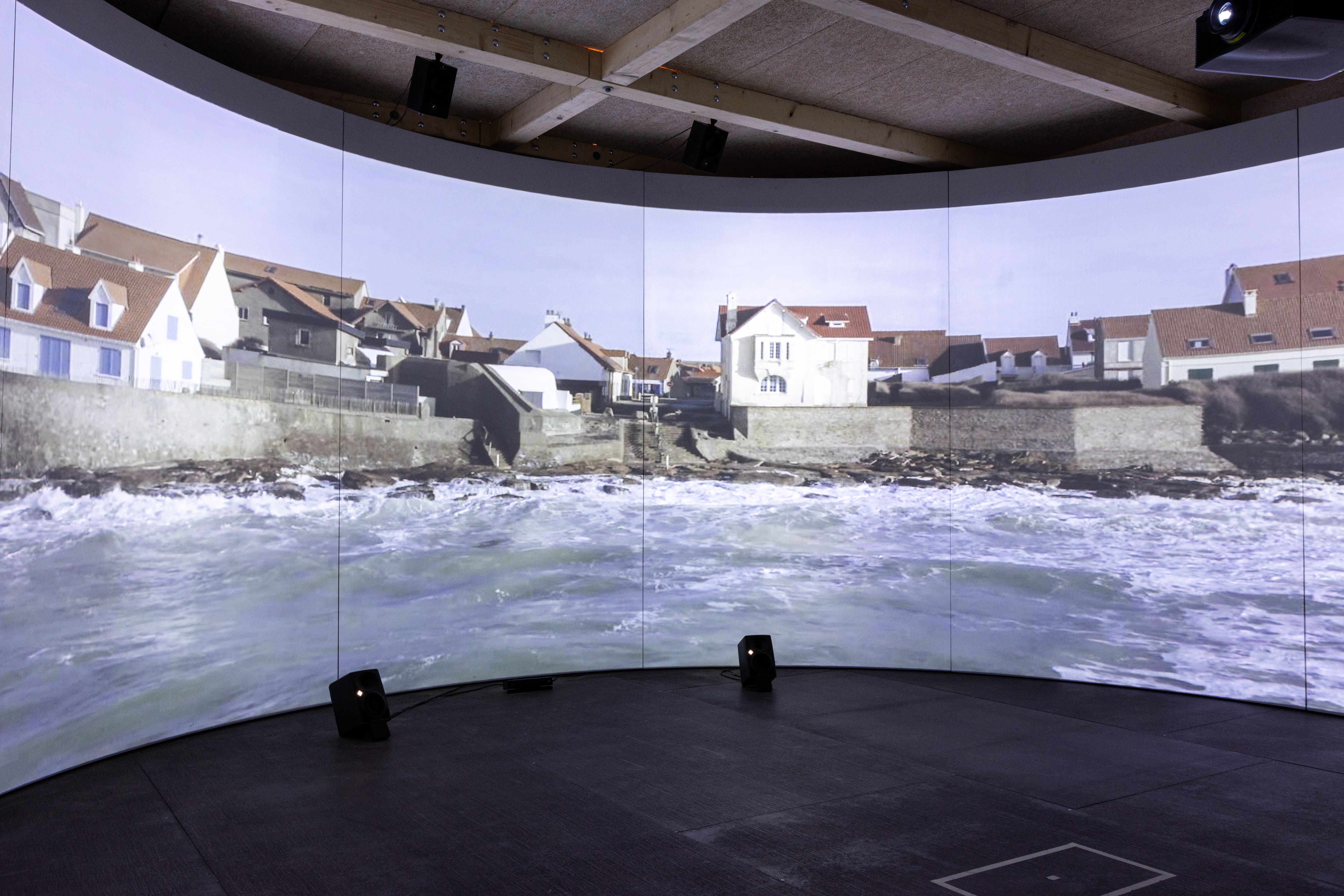 BlueBox - Interactive Installation