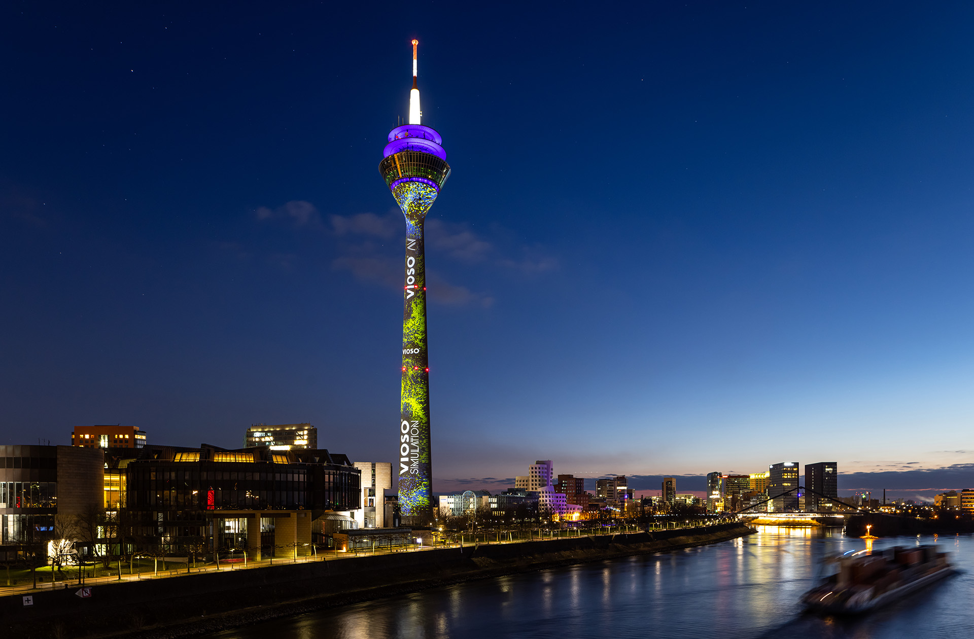 Rheinturm Düsseldorf