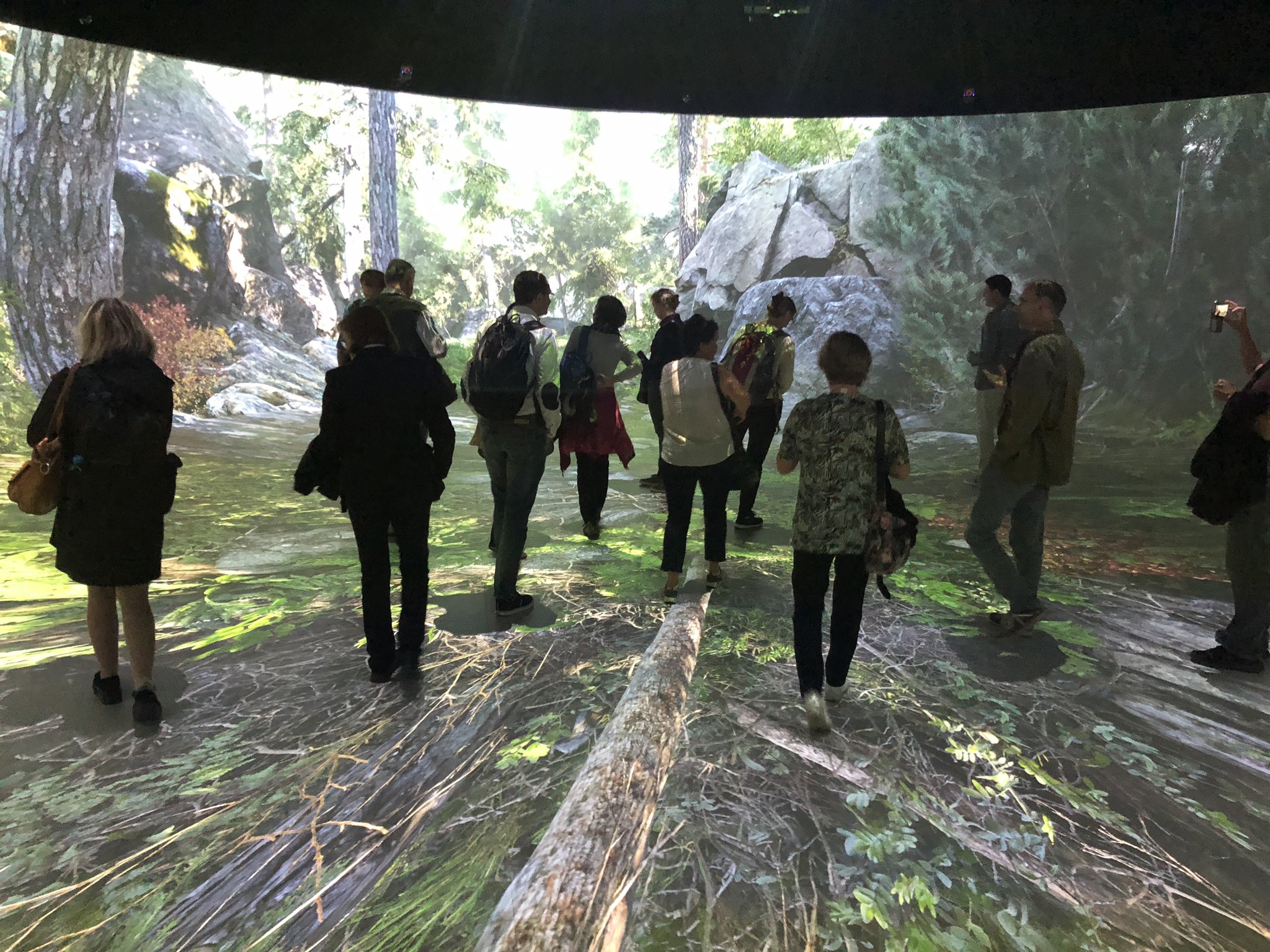 Fraunhofer IFF Elbe Dome 2.0 – 360° Mixed Reality Lab