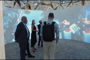 Introducing the modular and mobile 360° show-cinema for KUKA AG.