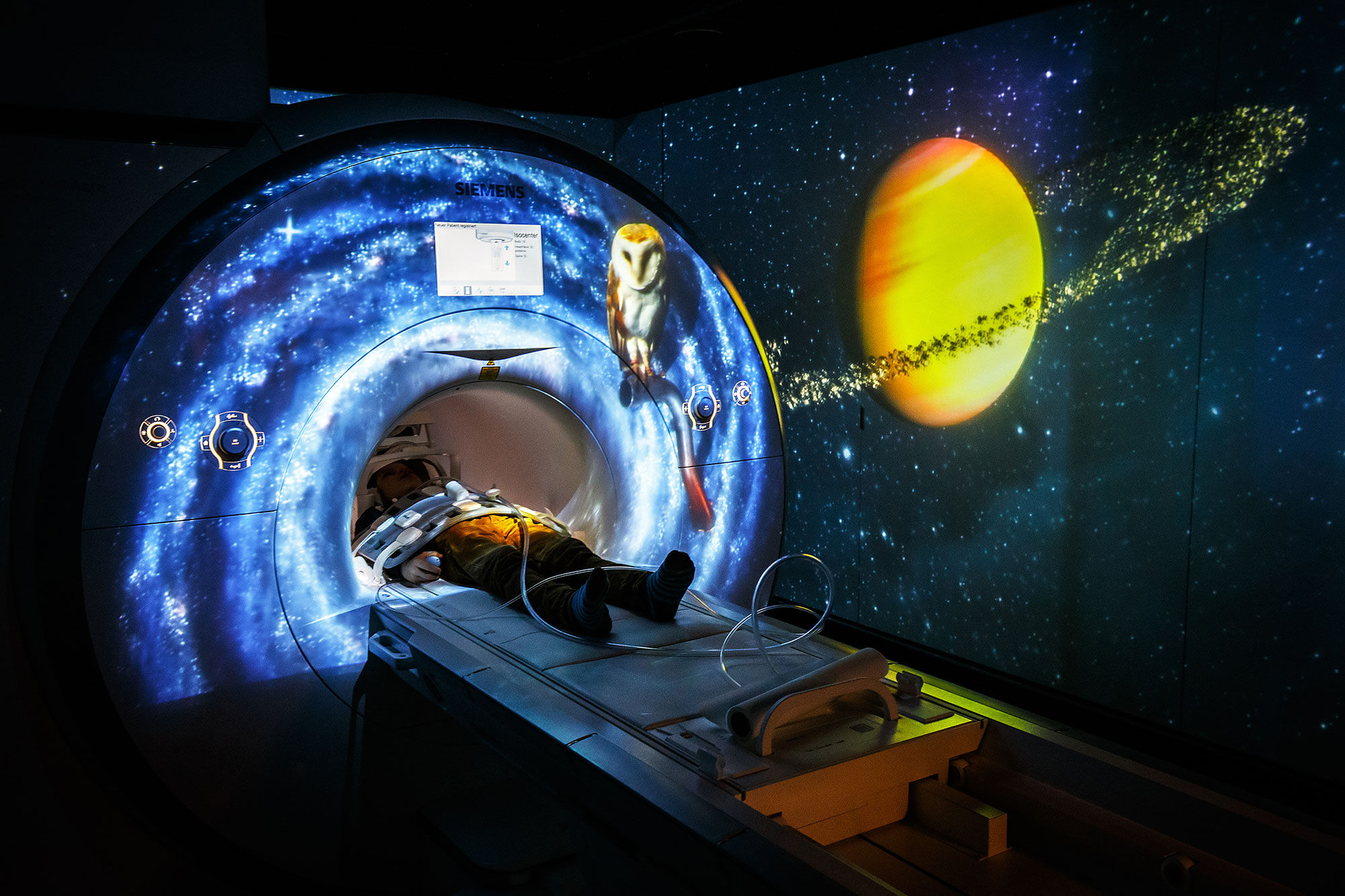 VIOSO Projector in MRI Scanner